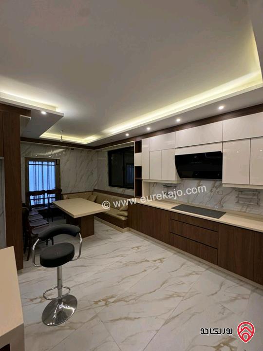 فيلا جديدة لم تسكن مساحة 700 متر للايجار في عمان - تلاع العلي 