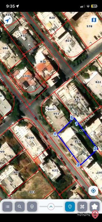 شقة طابق أول مساحة 189م للبيع في عمان - الجبيهة