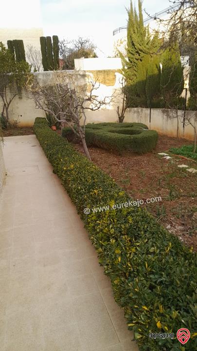 فيلا مستقلة مساحة 760م على أرض 990م للبيع في عمان - خلدا