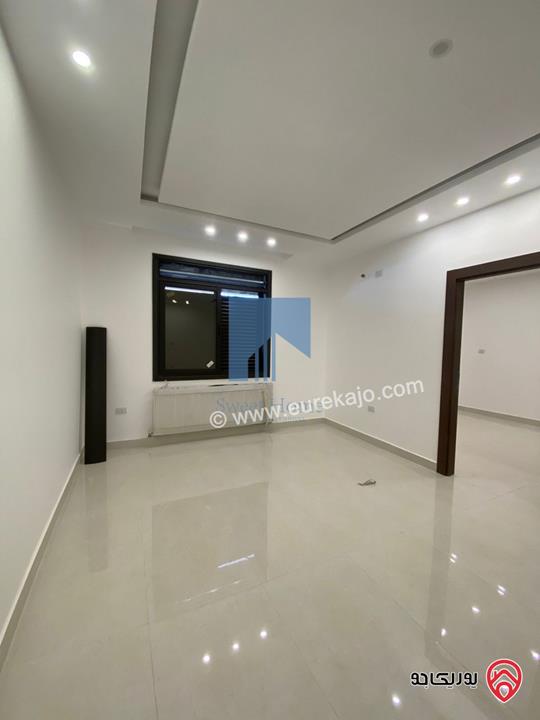 شقة فاخرة للبيع في عمان - الجندويل قرب المتصرفية طابق اول 170م تشطيب سوبر ديلوكس لم تسكن بسعر مغري