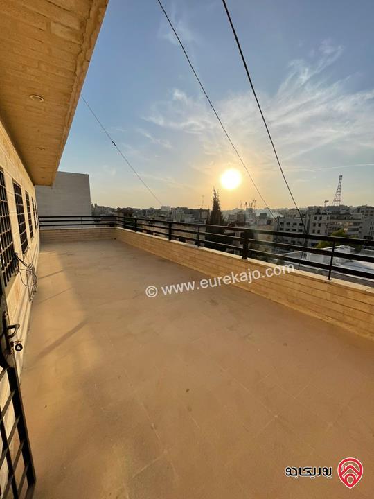 روف طابقينمساحة 233م داخلي و 127م خارجي للبيع في عمان - الجاردنز