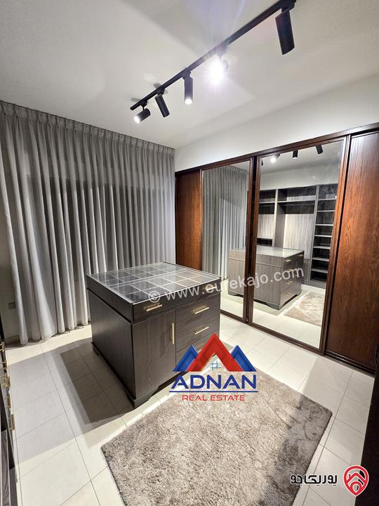 شقة طابق أول مفروشة فرش جديد مساحة 200 متر للايجار السنوي في عمان - دير غبار