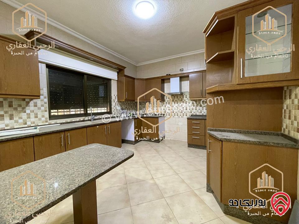 شقة فارغة أرضية مساحة 200م للايجار في عمان - الرابية