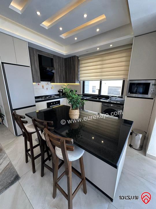 شقة فاخرة طابق ثاني مساحة 100م للايجار مفروشة في عمان - عبدون 