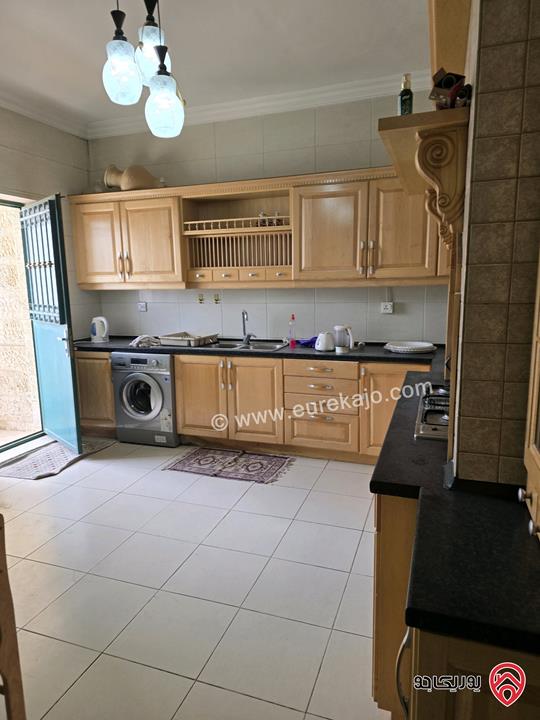 شقة مساحة 180م طابق ثاني للبيع في عمان - خلدا