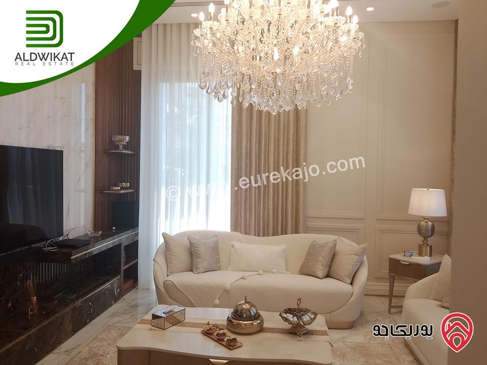 فيلا للبيع في عمان - الظهير مساحة البناء 1000م ومساحة الارض 750م ذات موقع اطلالة بانوراما  تشطيبات سوبرديلوكس  