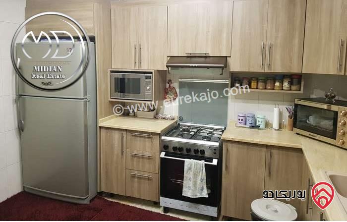 شقة للبيع في عمان - الجندويل مساحة 130م طابق اول تصلح للاستثمار مجددة بالكامل بسعر مميز جداً
