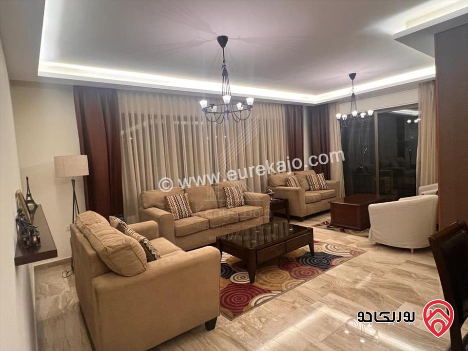 شقة فاخرة طابق أول مساحة 200م للبيع في عمان - الرابية