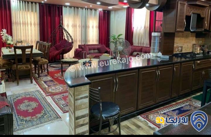 شقة سوبر ديلوكس طابقية مساحة 188م طابق ثاني للبيع في الزرقاء الجديدة 