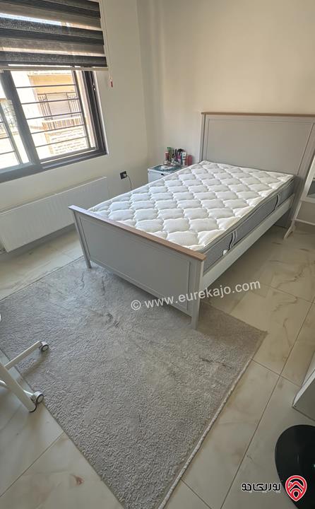شقة فاخرة طابق ثالث مع رووف مساحة 257 متر للبيع في عمان - خلدا