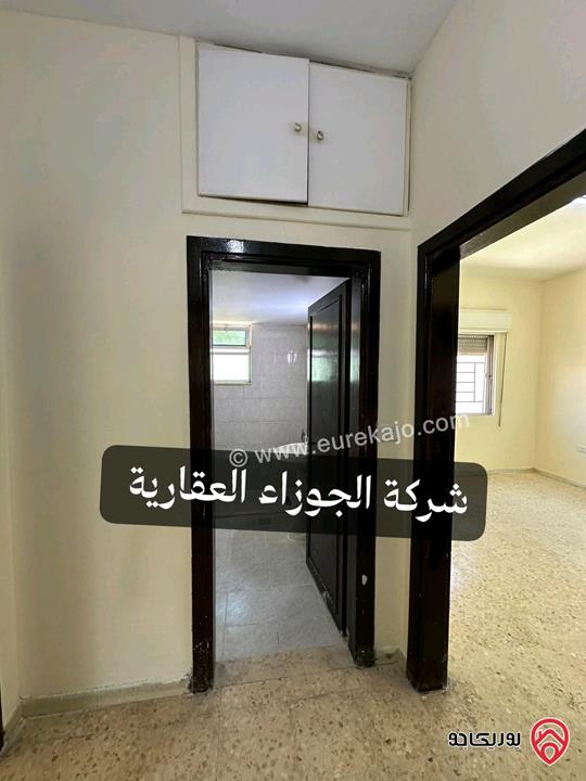 شقة فارغة مساحة 110م طابق رابع للايجار في عمان - الياسمين