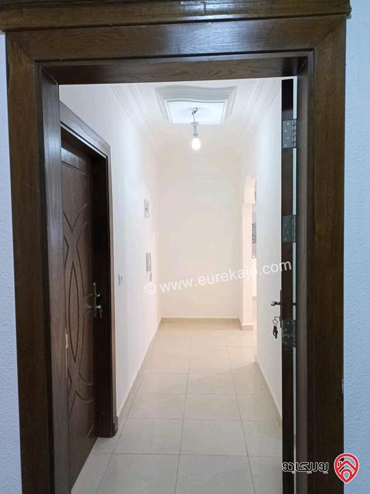 شقة طابق أول مساحة 150م للبيع في الزرقاء - البتراوي