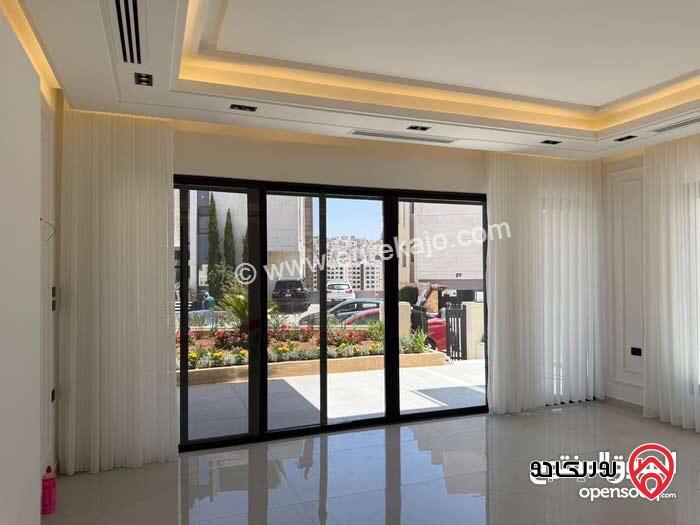 شقة ارضية فخمة مساحة 320م مع حديقة ومسبح 120م للايجار في عمان - عبدون