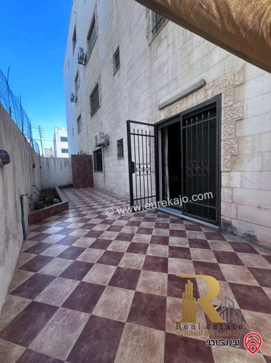 شقة مميزة طابق أرضي مساحة 150م داخلي و 120م خارجي للبيع في عمان - أبنو السوس