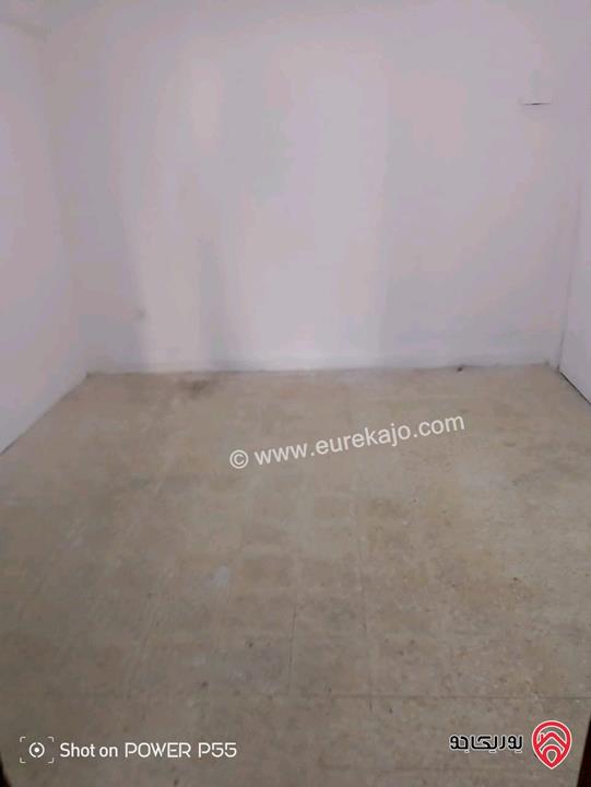 شقة أرضية منفصلة مجددة مساحة 120م داخلي و 50م خارجي للايجار في عمان - ماركا