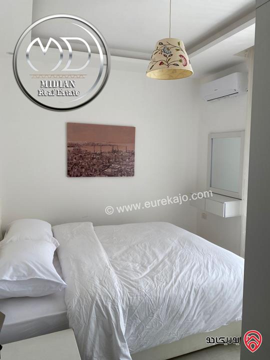 شقة مفروشة للايجار في عمان - الجندويل مساحة 130م طابق اول تشطيبات و ديكورات فندقية فاخرة اطلالة جميلة