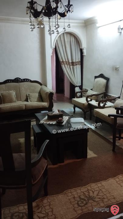 شقة شبه أرضية مساحة 120م داخلي و 100م خارجي للبيع في عمان - ضاحية الرشيد