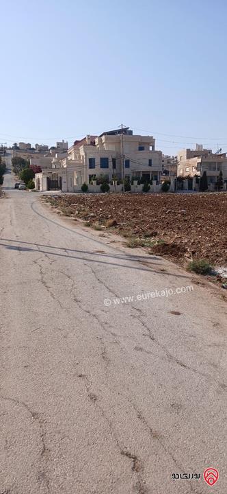 قطعة أرض مساحة 888م للبيع في اربد - ايدون 