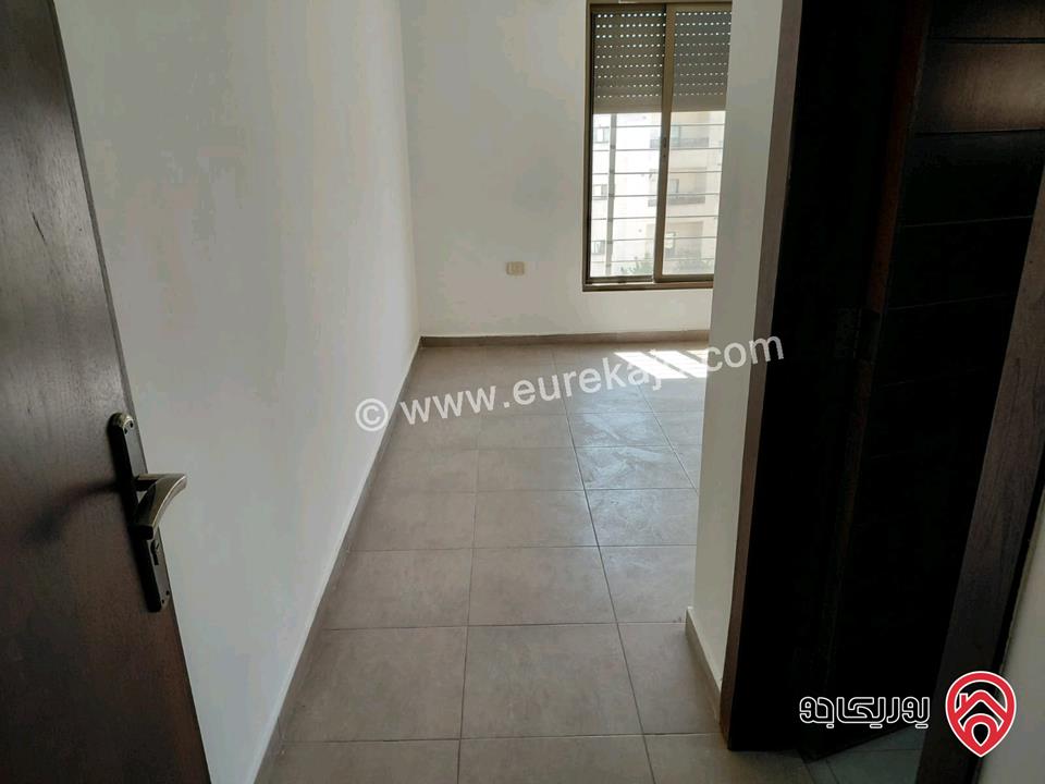 شقة فارغة طابق اول مساحة 90م للإيجار في عمان - دير غبار 