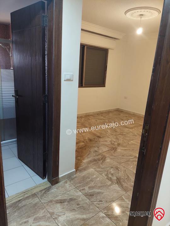 شقة طابق أول مساحة 100م للايجار في عمان - دير غبار