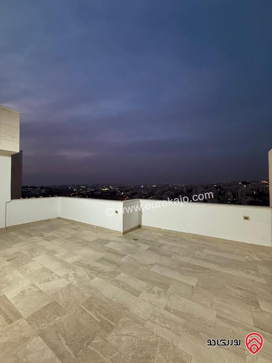 شقة دوبلكس مساحة 250م للبيع في عمان - دير غبار – تحفة هندسية بإطلالة بانورامية تأسر الأنفاس