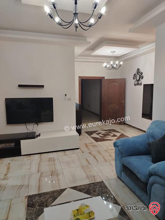 شقة مفروشة طابق أول مساحة 120م للايجار في عمان - الجبيهة 