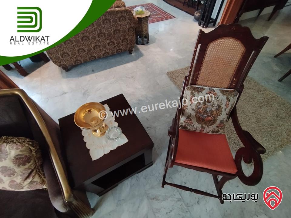 فيلا مساحة البناء 400م ومساحة الارض 430م ومساحة الحديقة 200م للايجار في عمان - ام السماق