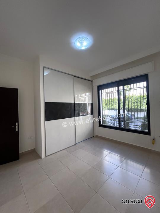 شقة ارضية فارغة مساحة 210م للايجار في عمان - عبدون