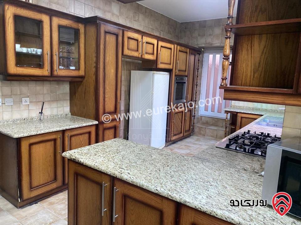 فيلا مفروشة فاخرة مساحة 418م على أرض 400م للايجار في عمان - خلدا