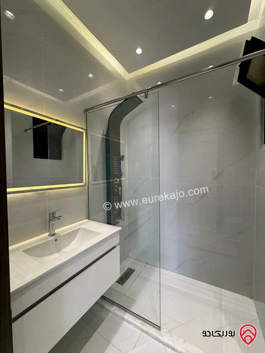 شقة سوبر ديلوكس اخير مع روف مساحة 190م للبيع في عمان - البنيات طريق المطار