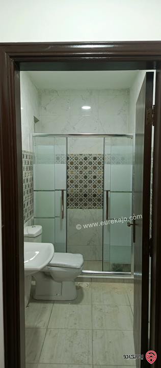 شقة مساحة 145م طابق ثاني للبيع في الزرقاء الجديدة