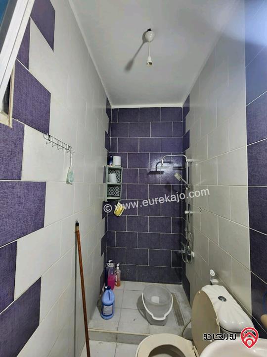 شقة شبه أرضية مساحة 150م داخلي و 120م خارجي للبيع في اربد - الحي الشرقي