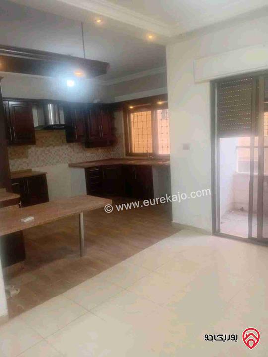 شقة فارغة طابق ارضي مساحة 150م للإيجار في عمان - الجبيهة 