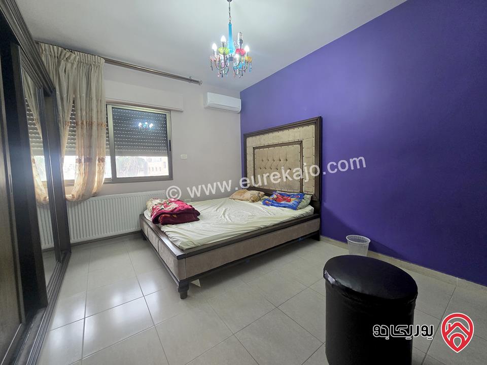 شقة طابق ثاني مساحة 180م اتجاه جنوبي للبيع في عمان - الرابية