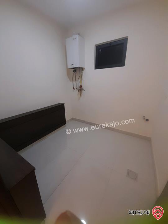 شقة سوبر ديلوكس ارضية مساحة 230م داخلي و 60م خارجي للبيع في عمان - طريق المطار