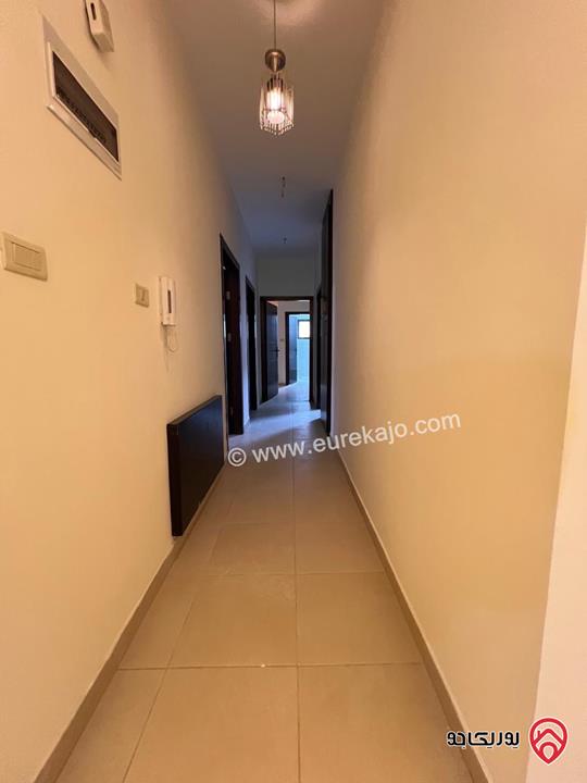 شقة طابق ثالث مساحة 160م للايجار في عمان - ام السماق 