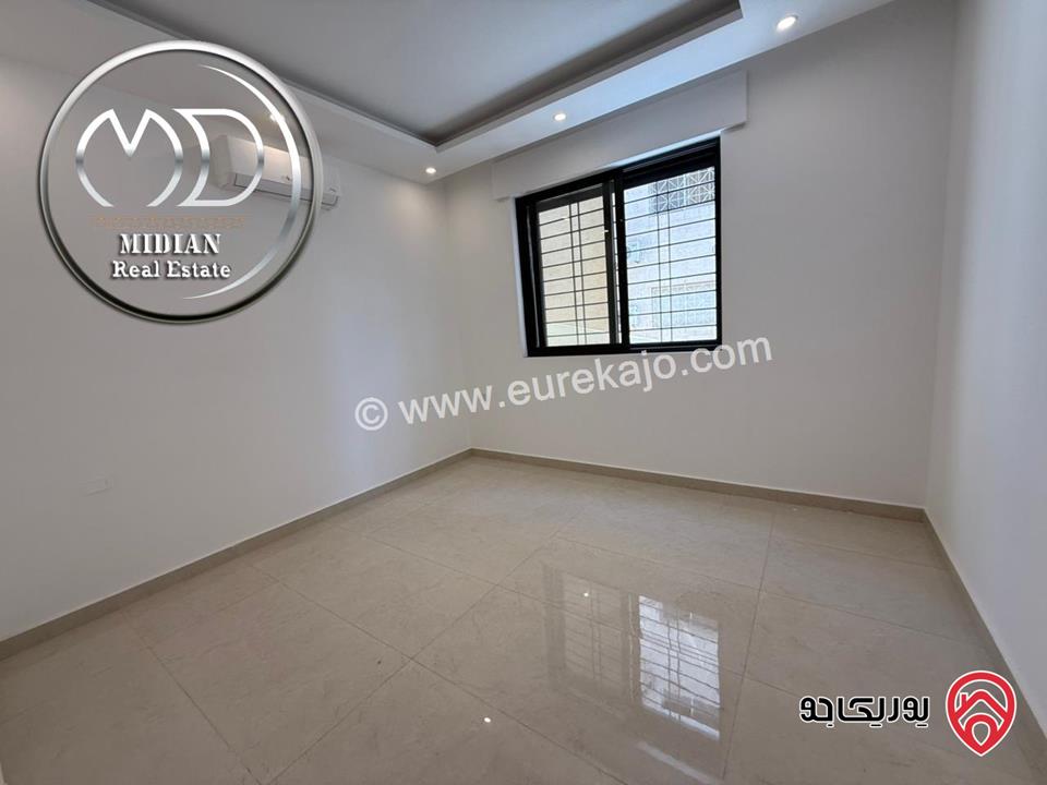 رووف فارغ للايجار في عمان - عبدون مساحة 190م مع تراسات تشطيبات سوبر ديلوكس اطلالة جميلة جديد لم يسكن