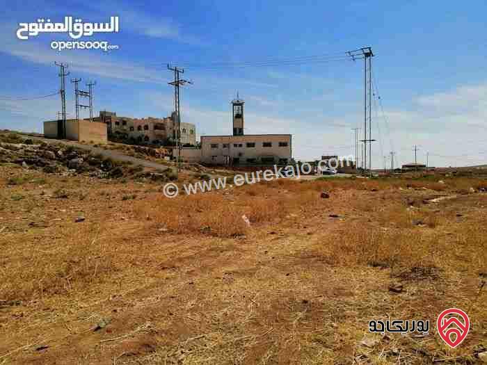 قطعة أرض مساحة 500م للبيع في عمان - اللبن