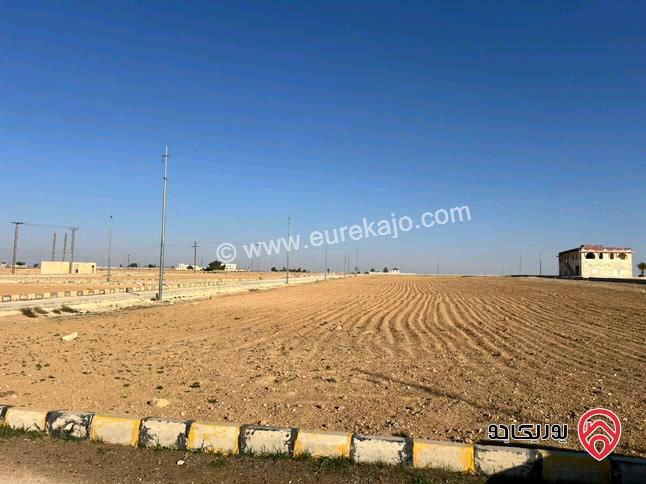 قطعة ارض مساحة 500م للبيع في عمان - زويزا بجانب المطار موقع مميز جدا 