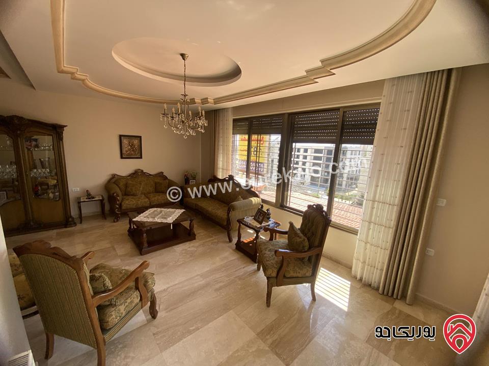 شقة طابق اول مساحة 187م للبيع في عمان - خلدا من المالك