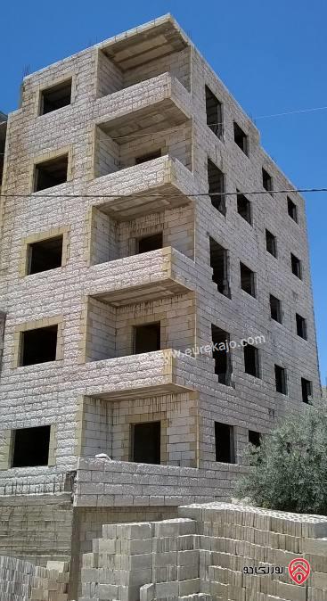 عمارة عظم على أرض 570م للبيع في عمان - منطقة أم نوارة ، بالقرب من روضة المثالية الإسلامية