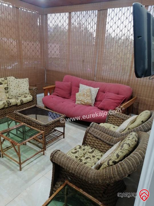 مزرعة (بيت ريفي جميل ) مساحة الأرض 900م والبناء 170م في منطقة الأغوار الوسطى ظهرة الرمل