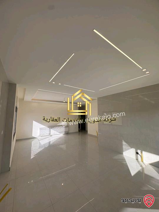 شقة جديدة مساحة 180م طابق أول لم تسكن للايجار في عمان - ضاحية الرشيد