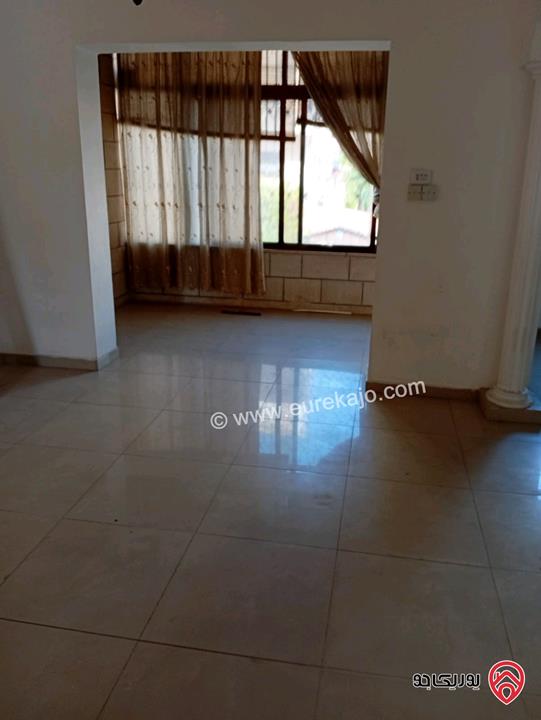 شقة ارضية مساحة 150م للايجار في عمان - ام اذينة