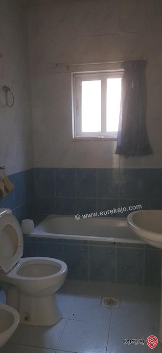 شقة أرضية مساحة 133م داخلي و 80م خارجي للبيع في عمان - البيادر