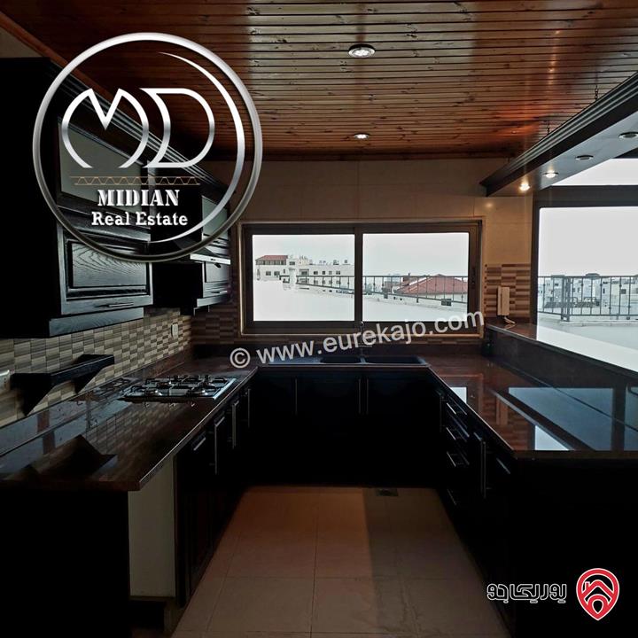 شقة دوبلكس طابق اخير مع روف للبيع في عمان - خلدا مساحة 270م مع تراسات تشطيبات سوبر ديلوكس اطلالة جميلة بسعر مميز