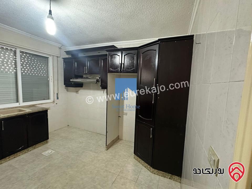 شقة مميزة للبيع في عمان - الجندويل قرب مركز أمن البيادر طابق ثالث 130م بسعر مغري