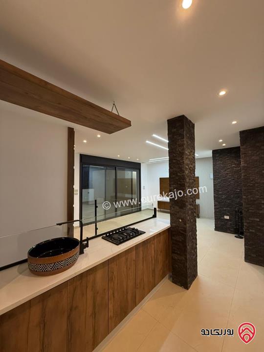 شقة دوبلكس مساحة 250م للبيع في عمان - دير غبار – تحفة هندسية بإطلالة بانورامية تأسر الأنفاس