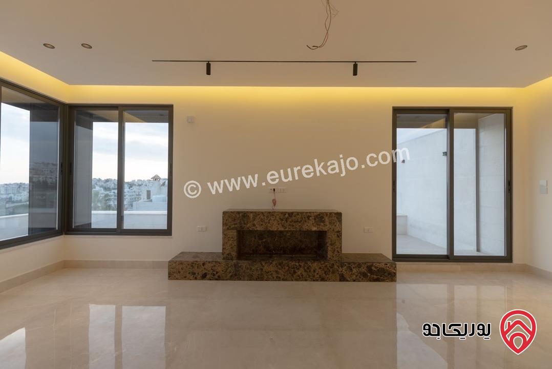 فيلا مساحة 750م على أرض 500م للبيع في عمان - ام تينه دابوق بالقرب من المواصفات و المقاييس و كوخ دابوق