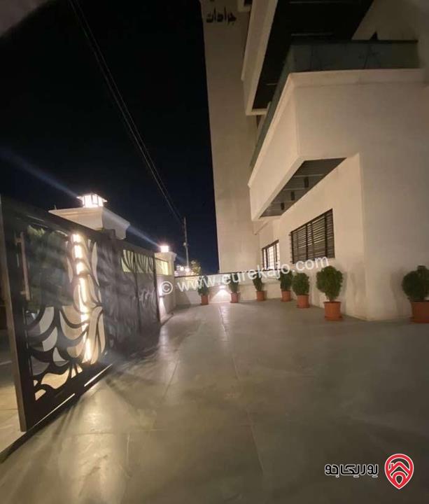 شقة فارغة لم تسكن مساحة 180م داخلي و 100م داخلي للايجار في عمان - طريق المطار